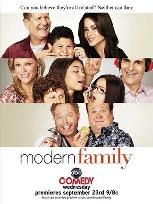 Modern Family TV Show Poster on O2TvSeries